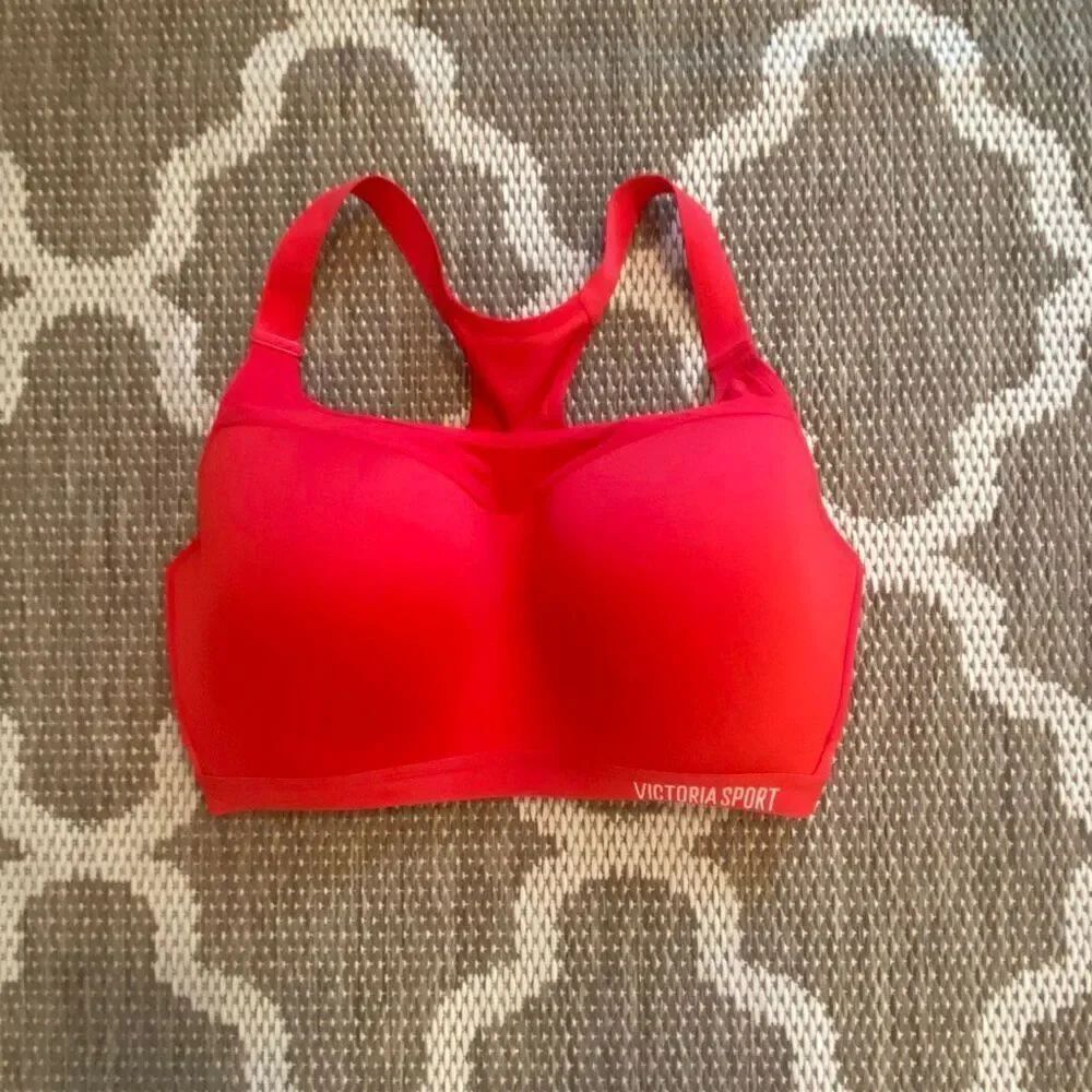 Victoria’s Secret sports bra incredible lightweight max size 34DDD